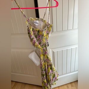 Floral mini backless dress! Size small ! Worn once